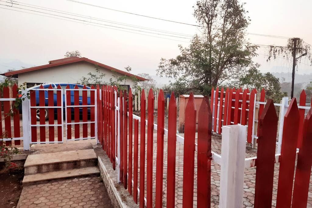 Joy Cottages - Premium Chalets, Vacation Home Rentals Karjat Exterior foto